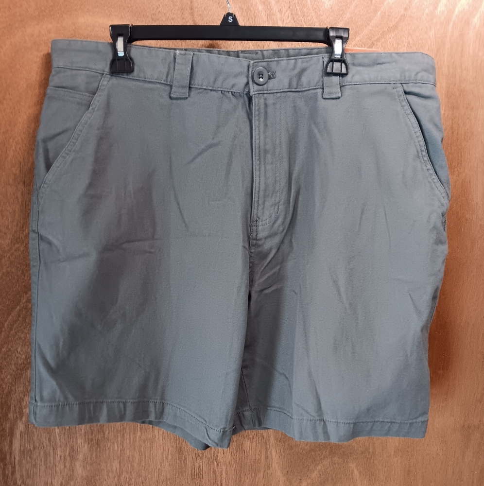 Reel Legends Men's Charcoal Flat Front Shorts